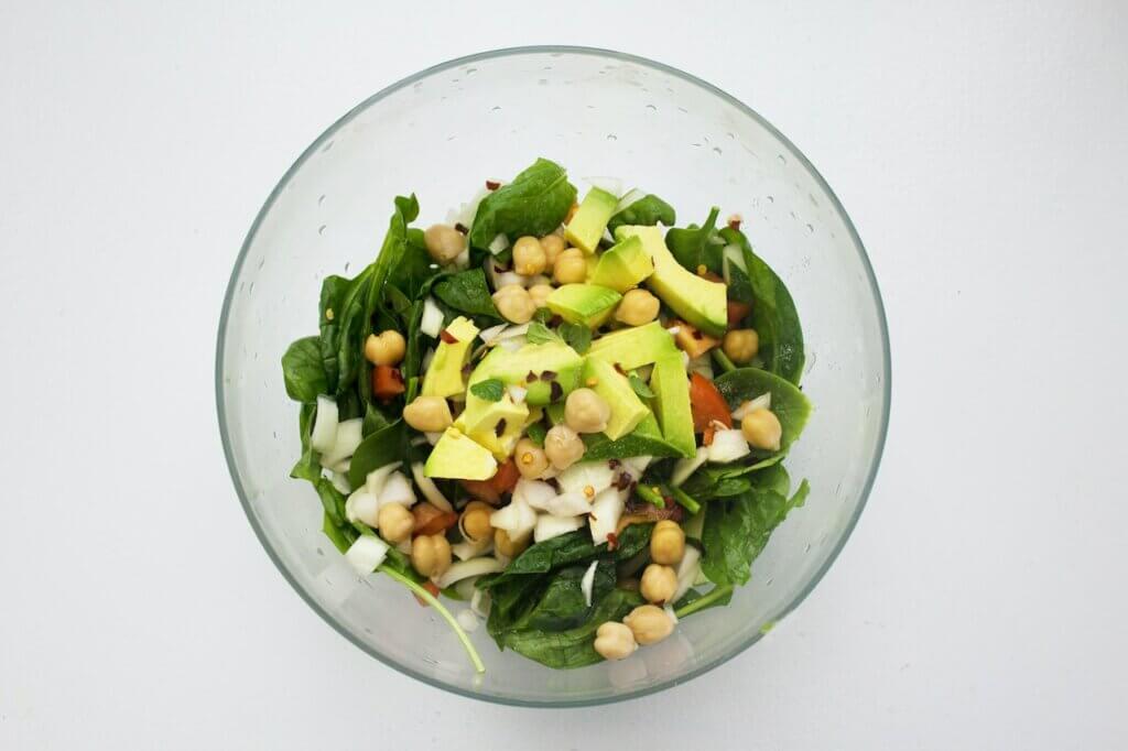 Spinach and chickpeas salad in a bowl